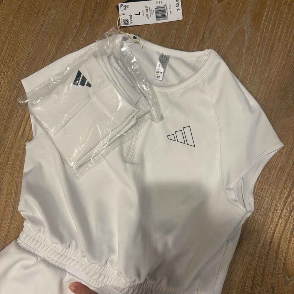 adidas White Quarter-Zip Athletic Top with Minimal Logo